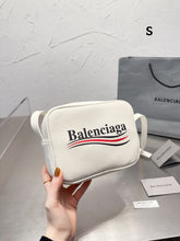 Load image into Gallery viewer, BCG041 Leather Shoulder Bag / 7.9x5.5inch
