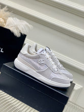 Load image into Gallery viewer, SE964 CC Sneakers / Size5-10
