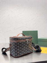 Load image into Gallery viewer, GY009 Muse Vanity Case / 6.3x5.5x7.9inch
