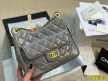 Load image into Gallery viewer, CC632 Small Hobo Bag / 6.6 × 7.4 × 2.3 in
