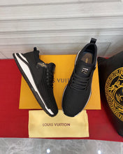 Load image into Gallery viewer, MSE059 LB Sneakers
