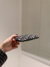 Load image into Gallery viewer, DR249 Card Holder
