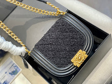 Load image into Gallery viewer, CC634 Small BOY CC Messenger Bag / 4.9 × 7 × 2.3 in
