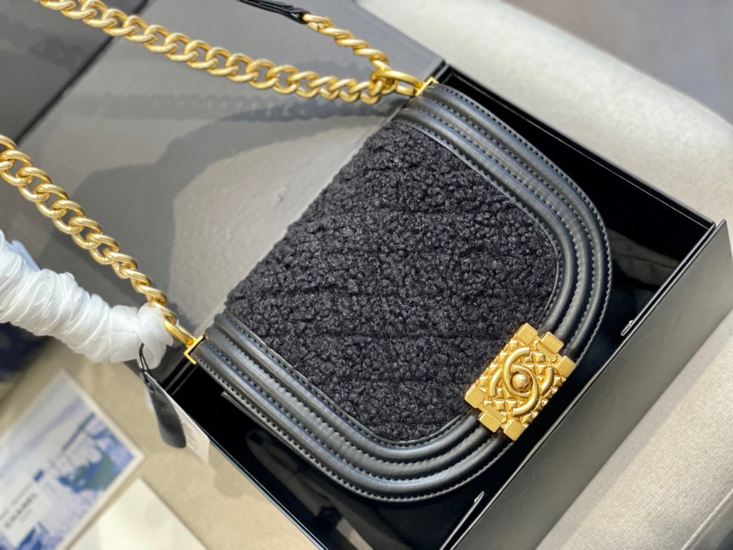 CC634 Small BOY CC Messenger Bag / 4.9 × 7 × 2.3 in