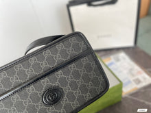 Load image into Gallery viewer, MBG035 Mini bag with Interlocking GG
